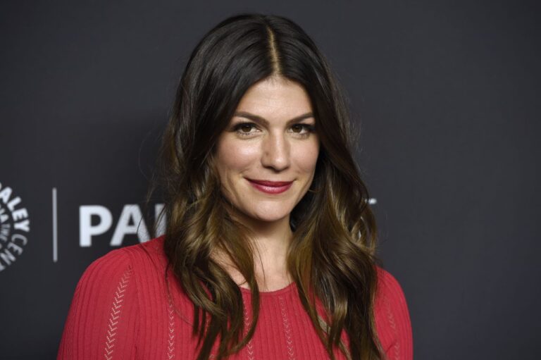 Genevieve Padalecki Net Worth